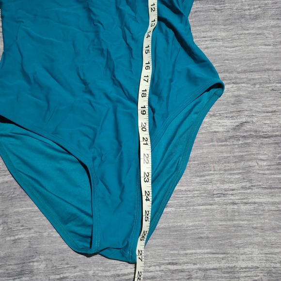 Cupshe Teal Scallop V Neck One Piece Swimsuit‎ Women's Size M - Picture 5 of 9